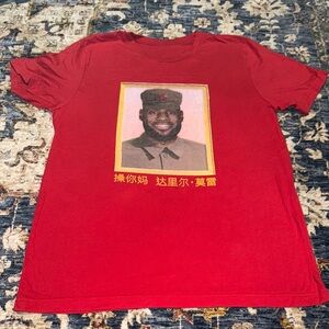 Barstool Sports LeBron James China King Short Sleeve Red T-Shirt Large
